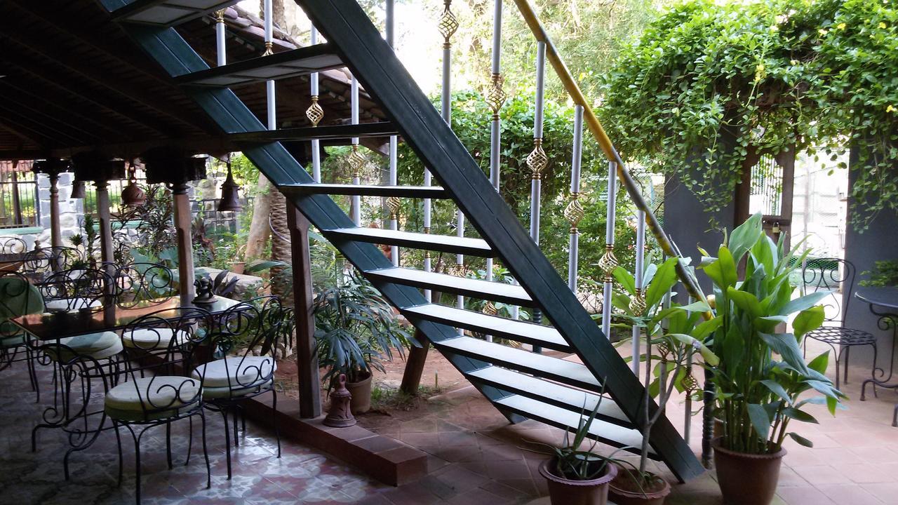 Green'S Guest House Auroville Exterior foto